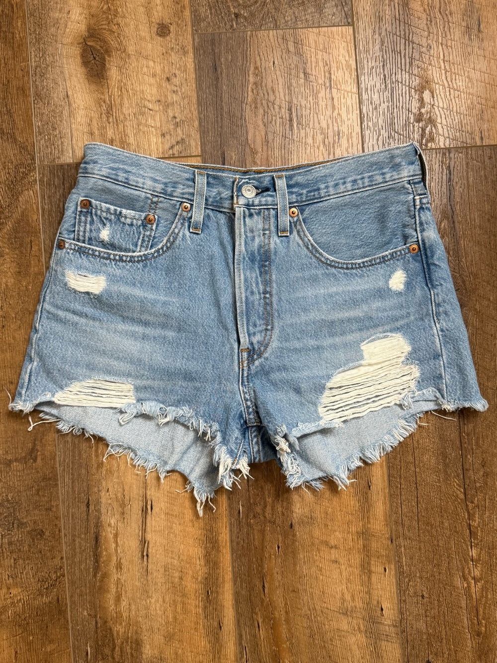 Levi’s 501 Original High Waisted Button Up Shorts, Size 26